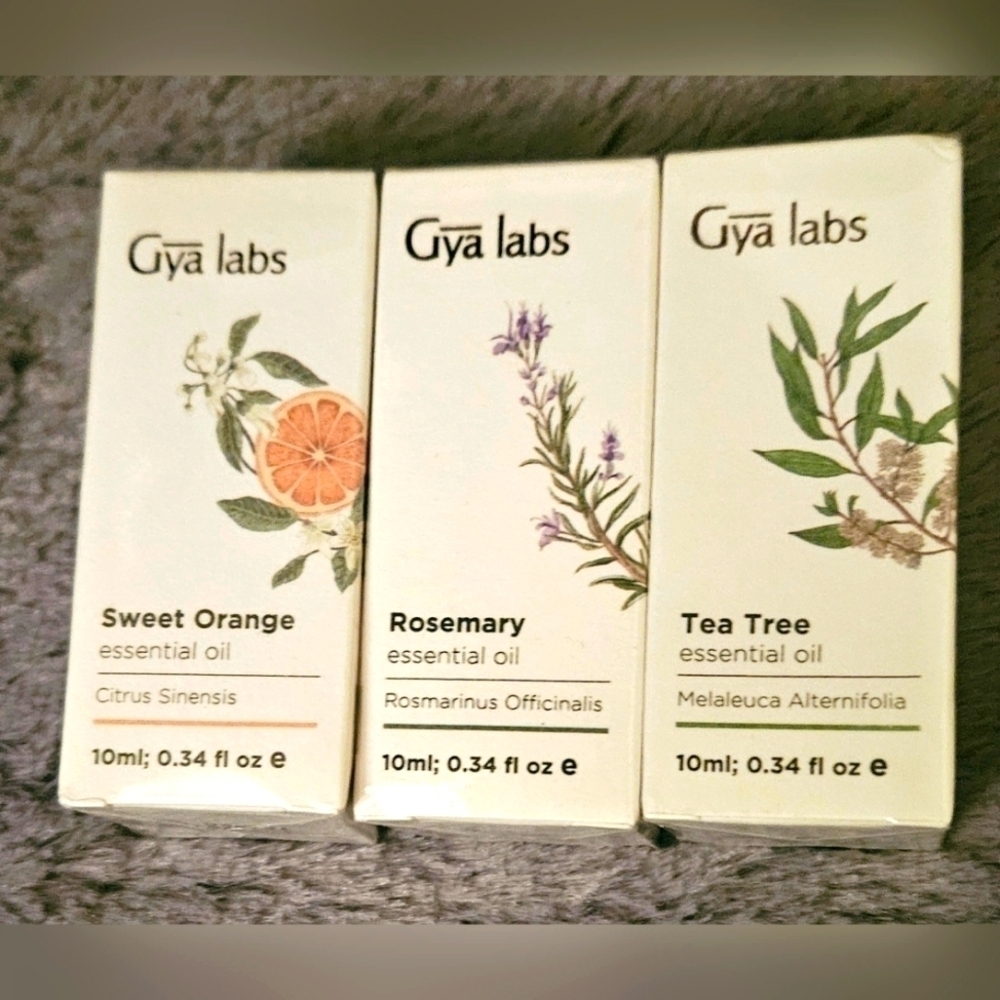 Essential Oil - Picture 6 of 10